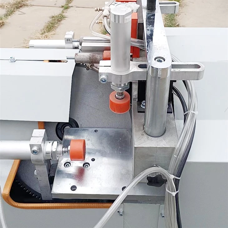 V Mullion Cutting Saw for Plastic Profile9 V Mullion Cutting Saw for Plastic Profile9